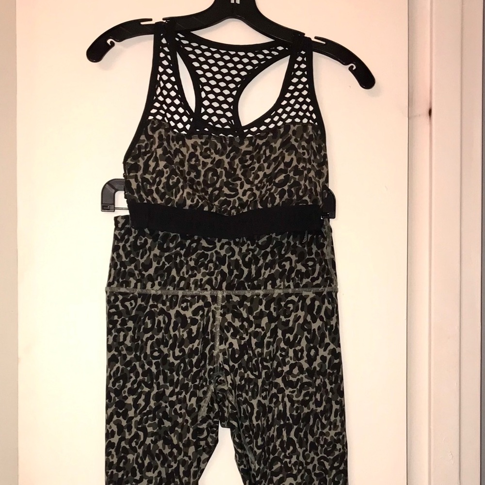 VS PINK Sport bra and Legging set